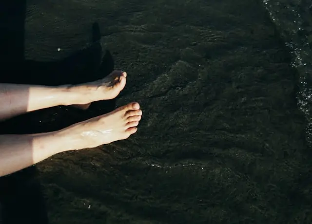 What is Blue Toe Syndrome